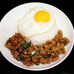 เฮง เฮง ร่ำรวย อาหารตามสั่ง