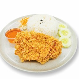ข้าวไก่ทอดซอสน้ำปลา