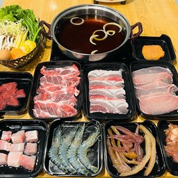 ชุดครอบครัวหมู ชุดกลาง