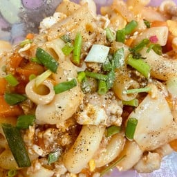 ผัดมักกะโรนีหมูสับ