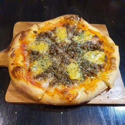 บีฟเบอร์เกอร์พิซซ่า