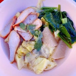 ก้วยเตี๋ยวฟลุ๊คบะหมี่เกี๊ยว พหล52