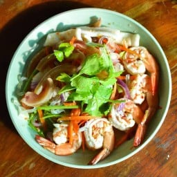 แจ่วฮ้อน&ยำ หน้า รพ.ค่าย