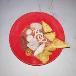 เส้นปลาเย็นตาโฟทรงเครื่อง