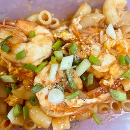 ผัดมักกะโรนีกุ้ง