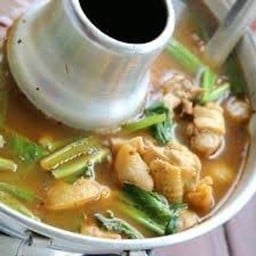 ไก่บ้านต้มระกำ(หม้อ)