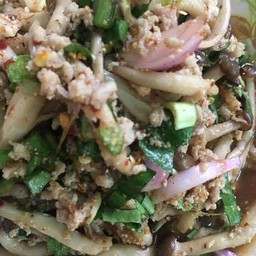 ลาบเห็ดหมูสับ