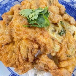 ข้าวหมูทอดไก่ทอด ครัวณัทญา