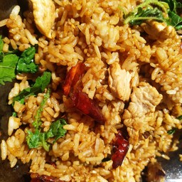 ข้าวผัดกะเพราไก่คลุก