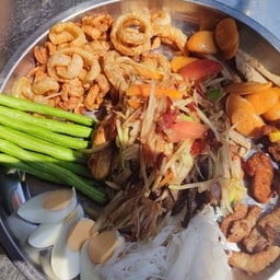 ป้าจินส้มตำยำแซ่บ