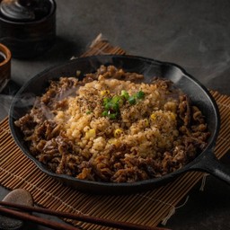 ข้าวผัดเดอะซีรีส์เนื้อ