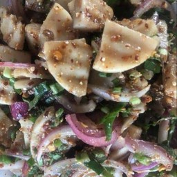 ลาบหมูยอ