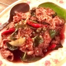 เนื้อวัวผัดเผ็ด