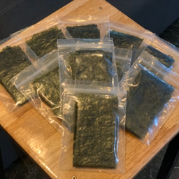 สาหร่ายญี่ปุ่นห่อข้าว