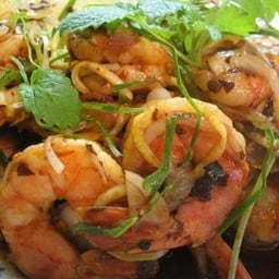 กุ้งพล่า