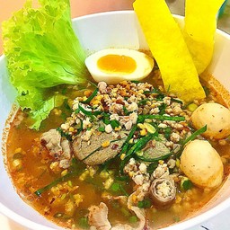 ก๋วยเตี๋ยวหมูต้มยำพริกหม่าล่า