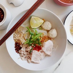 ก๋วยเตี๋ยวต้มยำ