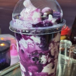 อ่องเพชร คาเฟ่ จรเข้สามพัน
