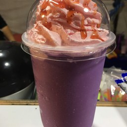 เผือกหอมปั่น+วิปสตอเบอรี่