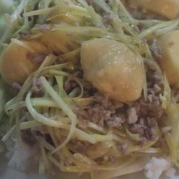 กุ้ยไฉ๋เต้าหู้ราดข้าว