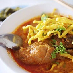ข้าวซอย จ่าบอม