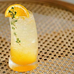 ซันคิสอินพีชโซดา