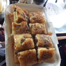 โรตีกล้วยหอมลูกเกด