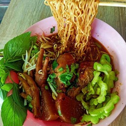 แซ่บ ชุดสุดคุ้ม