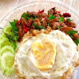 ข้าวกะเพราเนื้อลาย