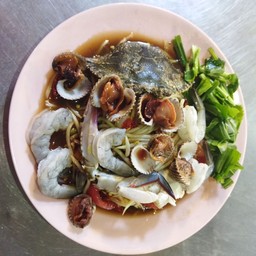ตำลาวปูม้า+หอยแครง+กุ้งสด