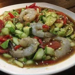 ตำแตงกุ้งสด