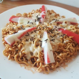 มาม่าซัมยังปูอัดชีส