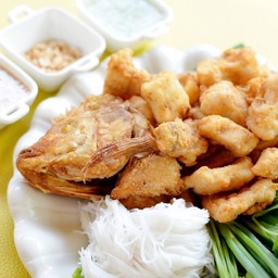 เมี่ยงปลาทับทิมทอด