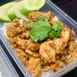 ไก่ กระเทียมพริกไทยดำ