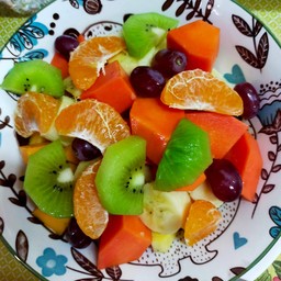 ผลไม้รวม  น้ำสลัด