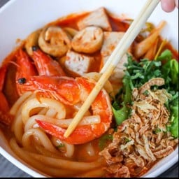 ก๋วยจั๊บญวนต้มยำกุ้งน้ำข้น