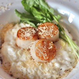 Parmesan Risotto With Grilled Scallops