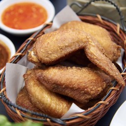 ปีกปลายไก่ทอดน้ำปลา
