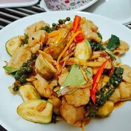 ผัดฉ่าปลากราย