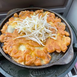 เบคอนกระทะร้อน