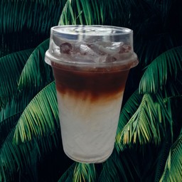 ชาดำเย็นมะพร้าวน้ำหอม