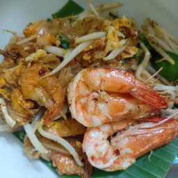 ผัดไทรสเจ็บ (สาขาบางบัวทอง)