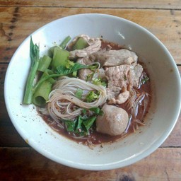 หมี่ขาวเนื้อน้ำตก