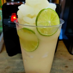 น้ำผึ้งมะนาวปั่น