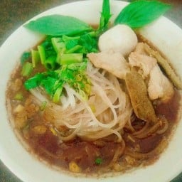 วุ้นเส้นหมูน้ำตก