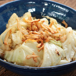 กระหล่ำปลีคั่วน้ำปลา