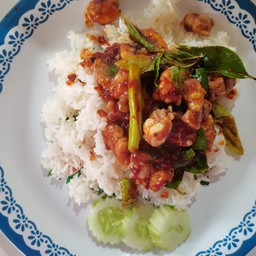 ผัดพริกเผาทะเลราดข้าว