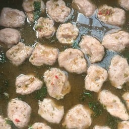 ปุ้ย ร้านขนมจีนแกงป่า 1