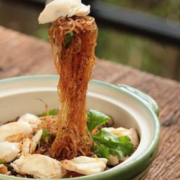 เนื้อปูอบวุ้นเส้น