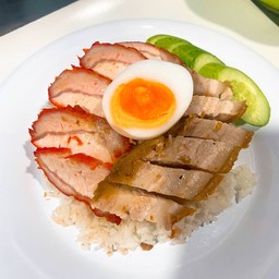 ข้าวหมูแดง+หมูกรอบ